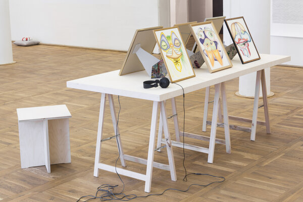 Ahnengalerie, 2017/18, Buntstiftzeichnung auf Papier, Foto: Etienne Dietzel