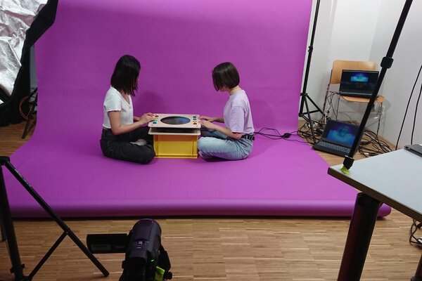 Studierende bei der Videodokumentation im StreamLab 