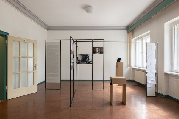Ansicht der Installation mit Hörstück 2022, ©Max Mendez