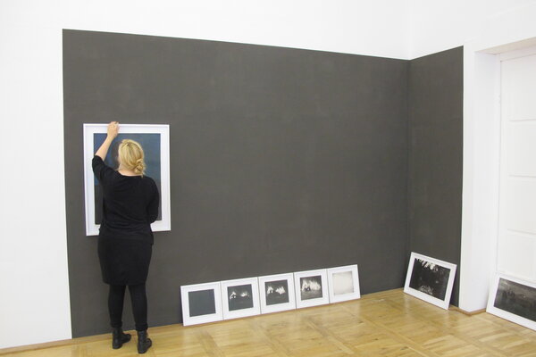 Aufbau der Ausstellung "Diplome der Kunst", Foto: Paolo Bianchi